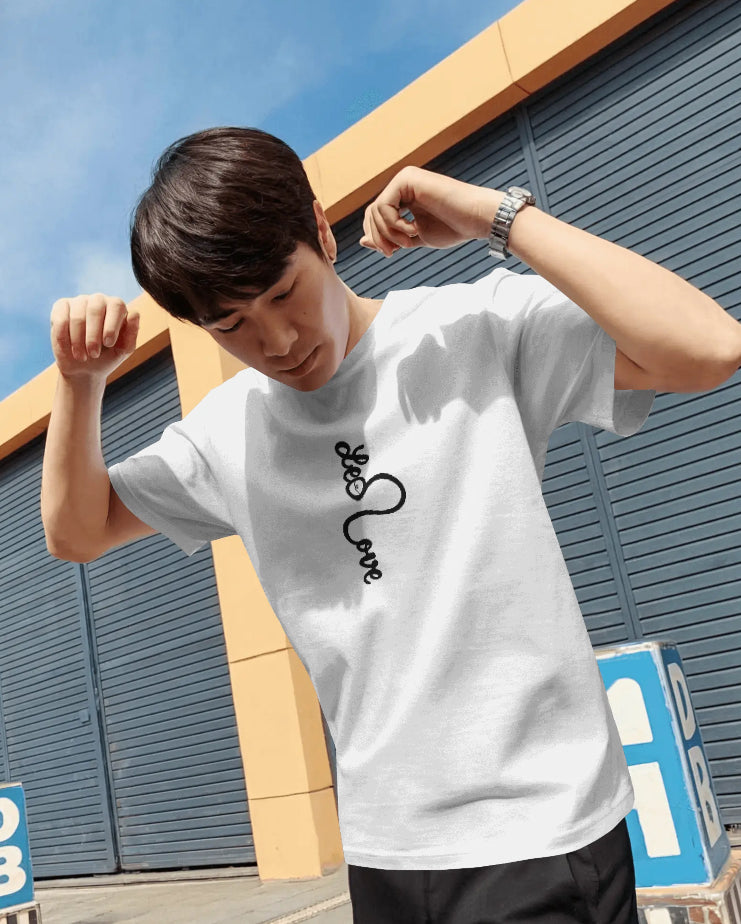 Leo Love Graphic Tee